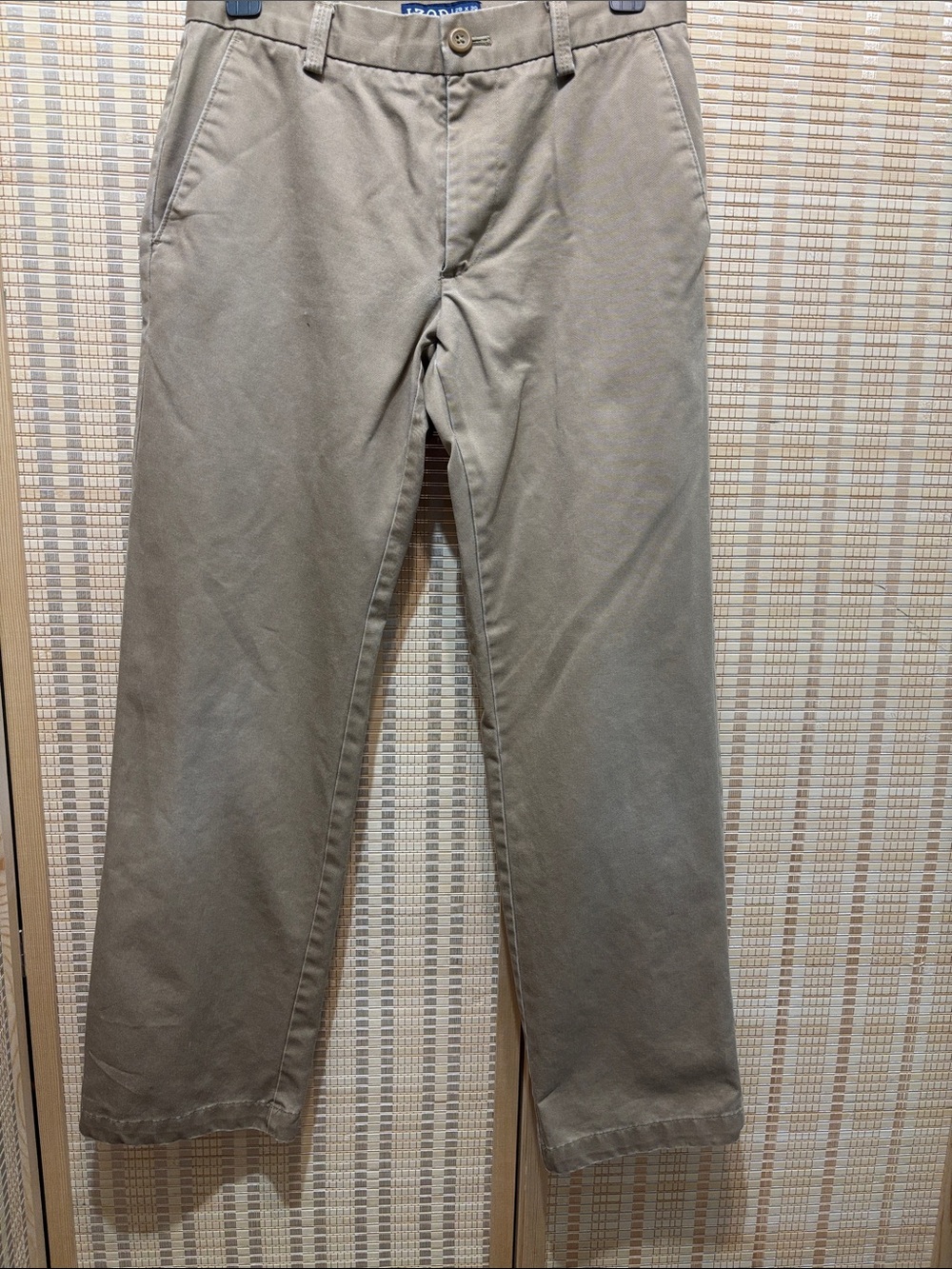 Izod Men's Khaki American Chino Slim Tan Fit Pants - 29 x 30